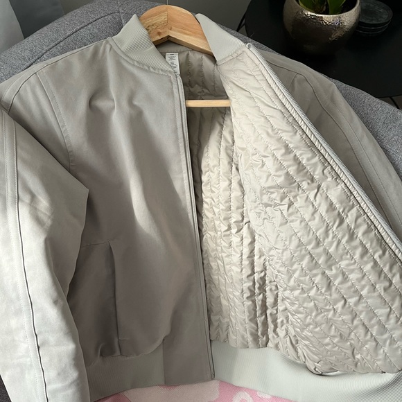 Lululemon cotton non-stop bomber jacket in raw linen - Picture 8 of 10